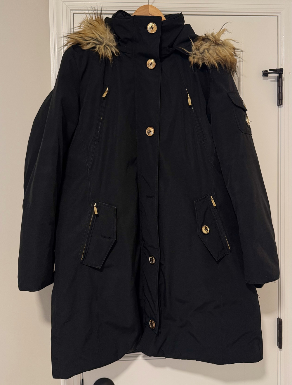 Michael Kors Wmns Large Parka Coat Black Down Feather Faux Fur Hood Gold Buttons